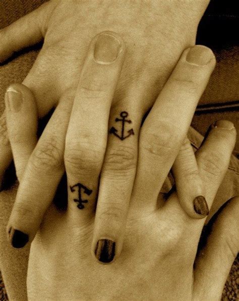 tattoos for lovers|Galerie mit 90 Tattoos für Pärchen